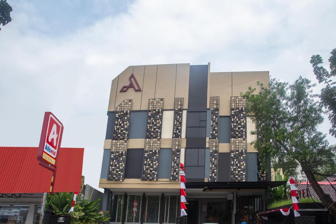 Adotel Yakarta Exterior foto